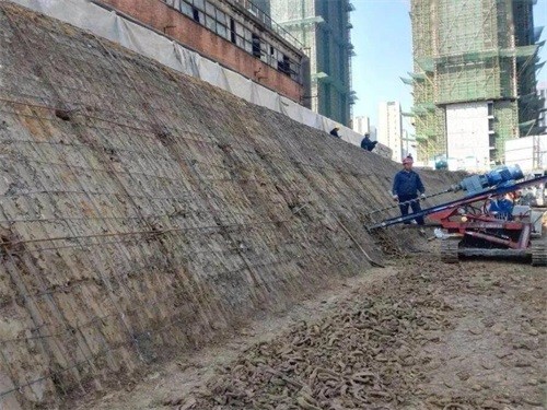 津市建筑边坡支护
